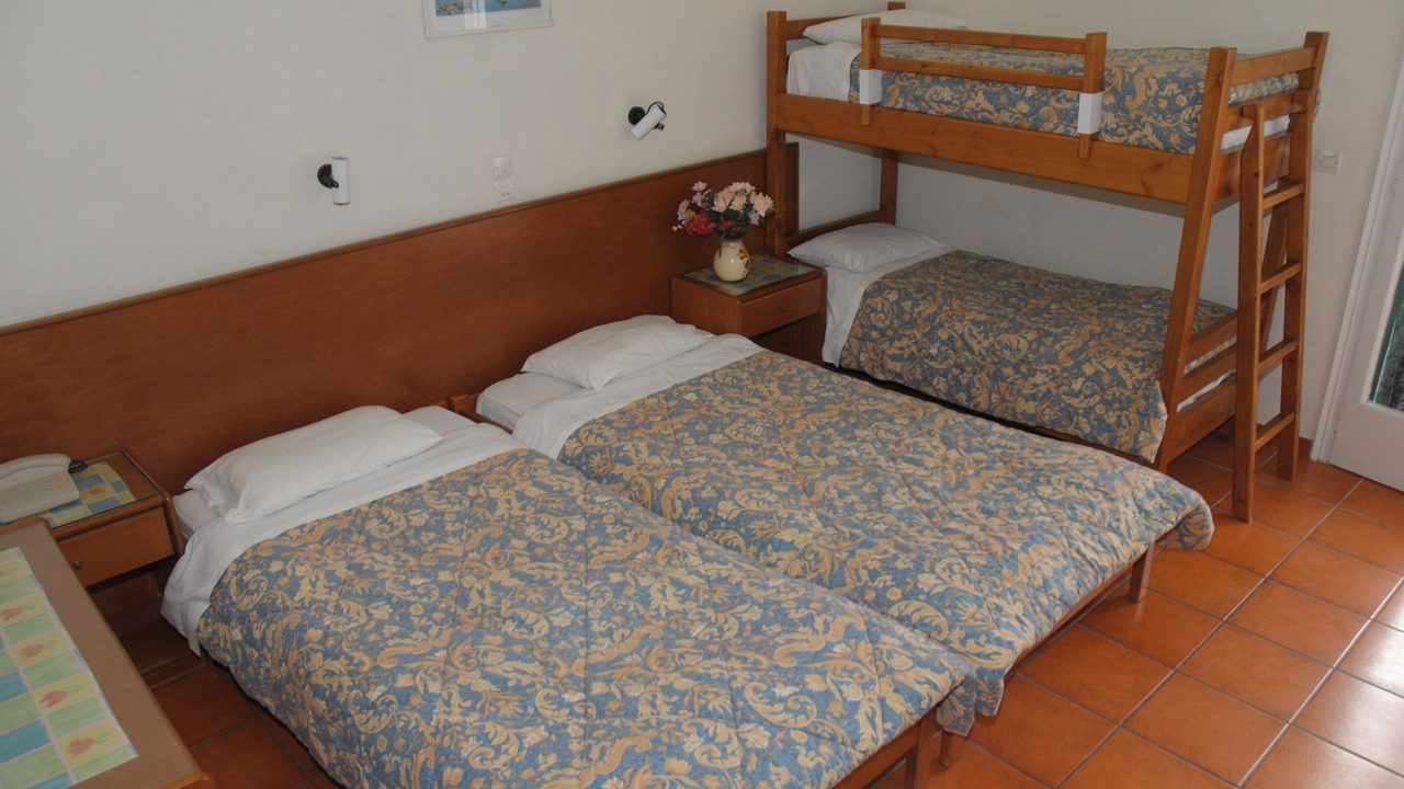 Photo of Bedroom in Messonghi