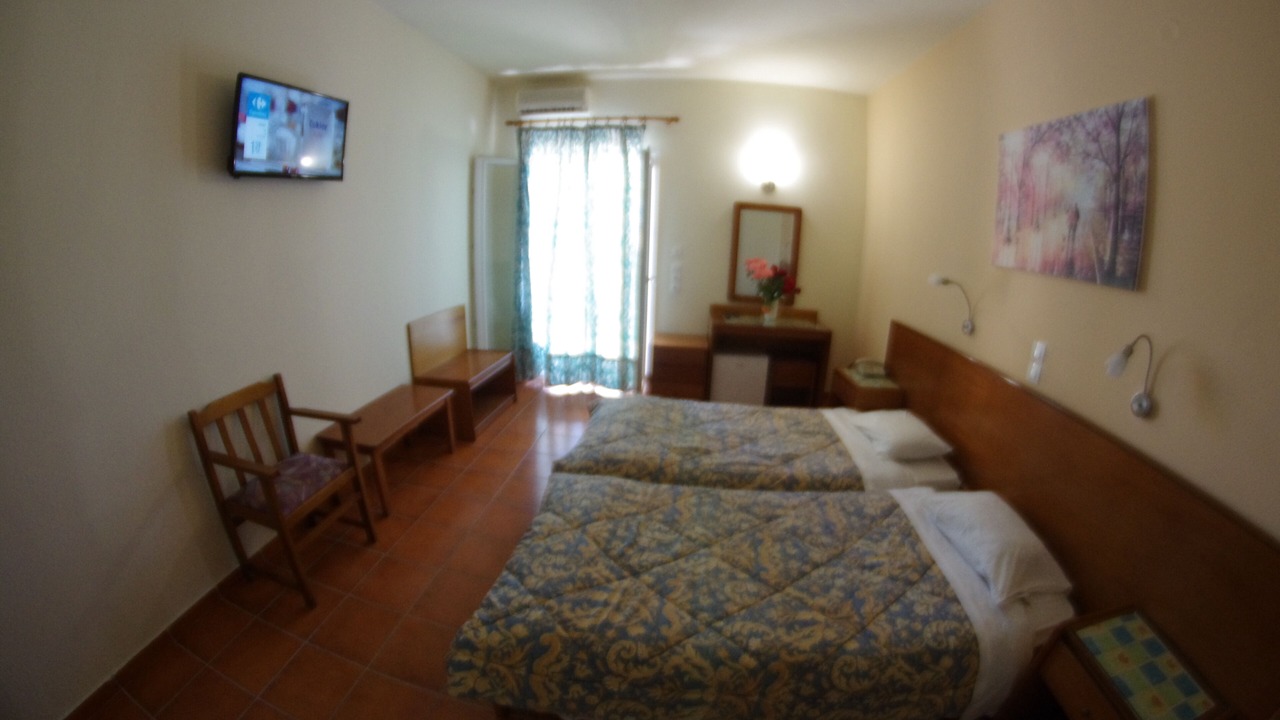 Photo of Bedroom in Messonghi