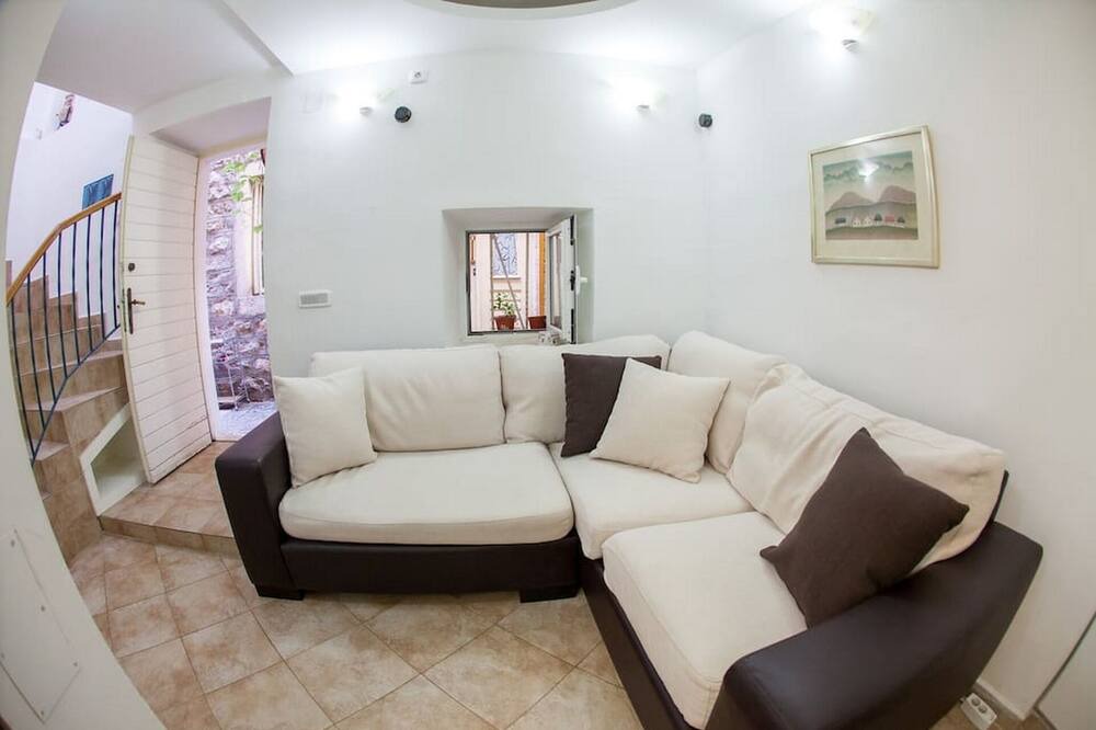 Photo of Livingroom in Old Town