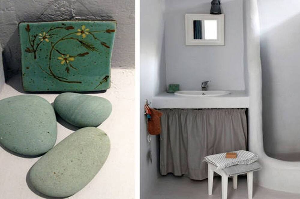 Photo of Bathroom in Livadi
