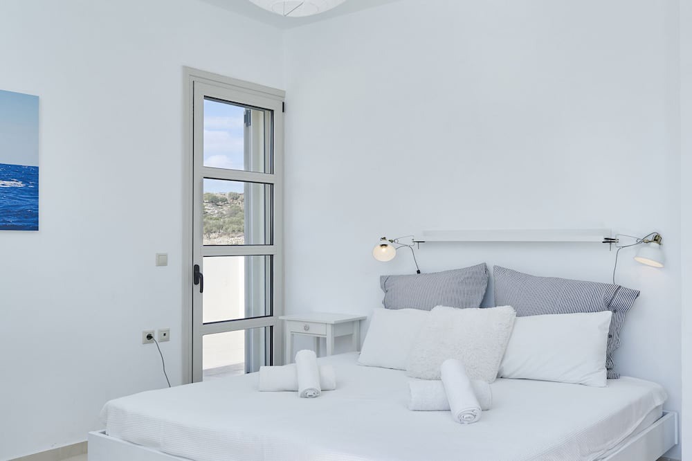 Photo of Bedroom in Lardos