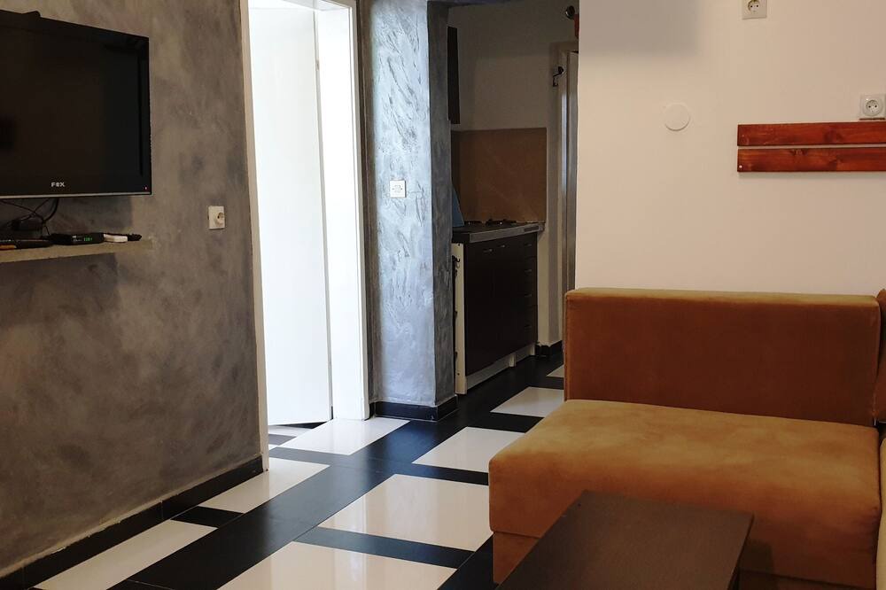 Photo of Livingroom in Rana