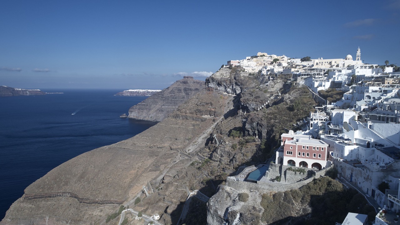 Photo of Others in Fira