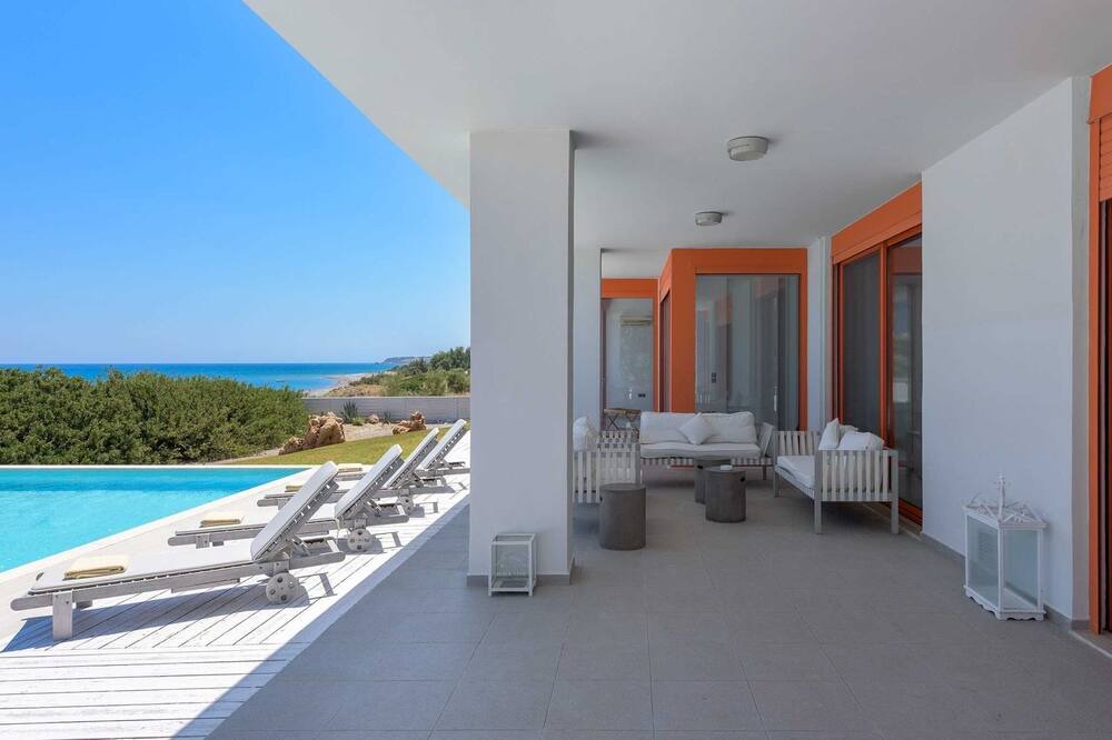 Photo of Patio Balcony in Lahania