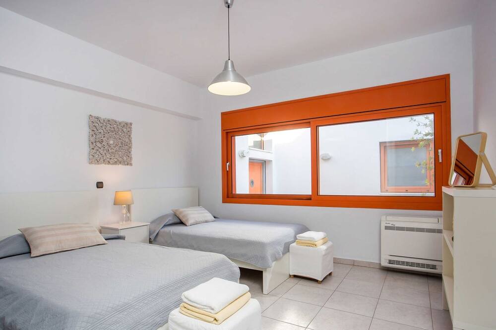 Photo of Bedroom in Lahania