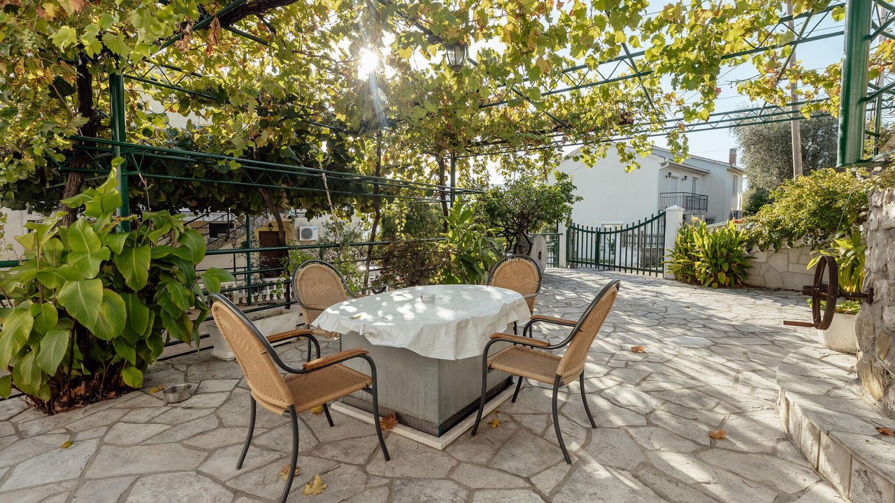 Photo of Outdoor in Topla