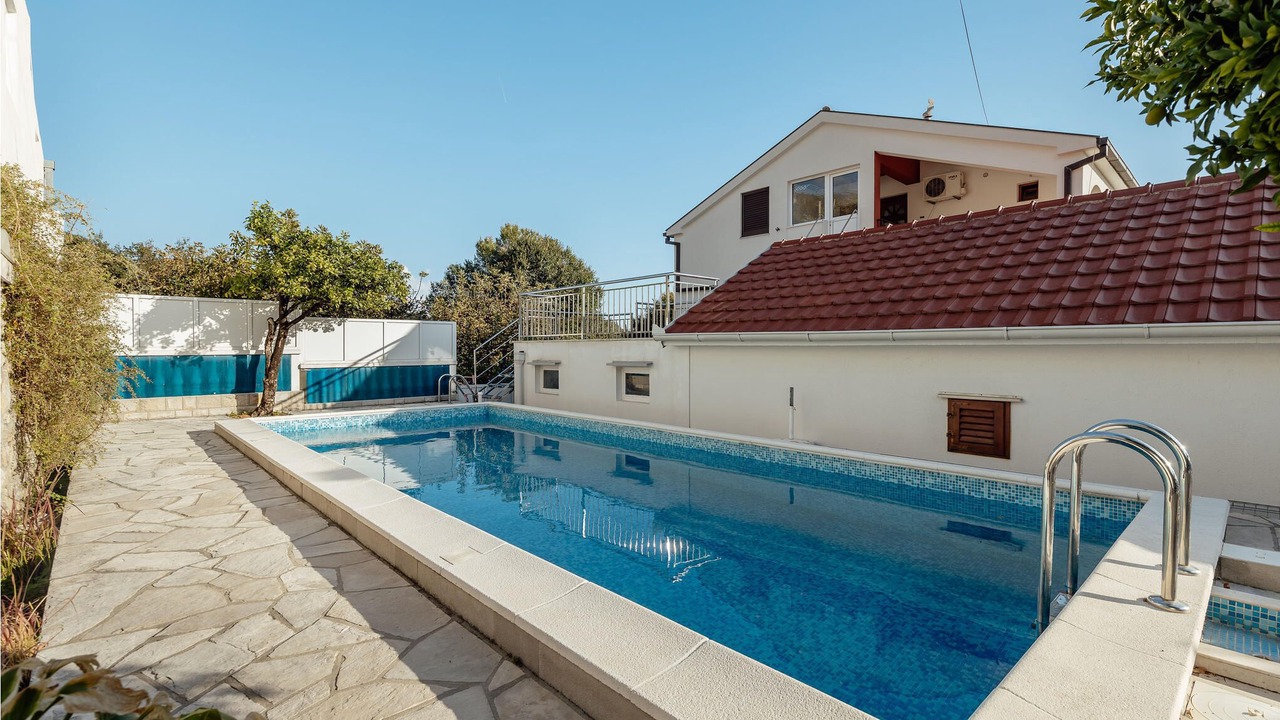 Photo of Outdoor in Topla