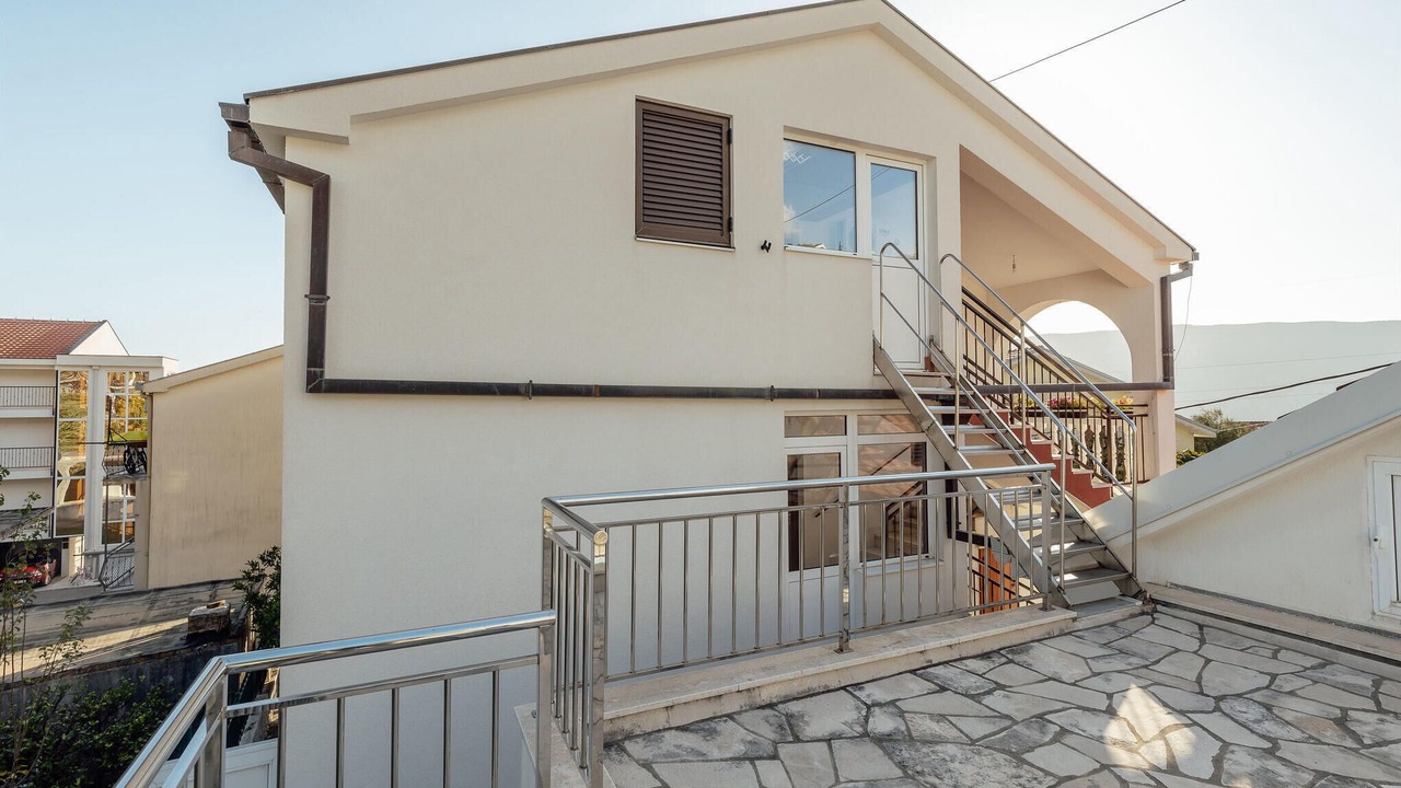 Photo of Outdoor in Topla