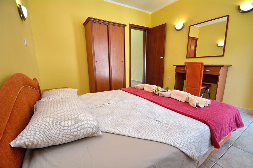 Photo of Bedroom in Lepetane