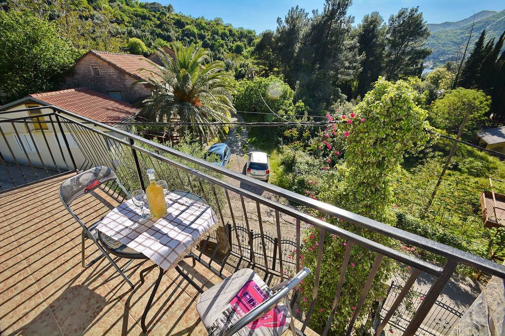 Photo of Patio Balcony in Lepetane