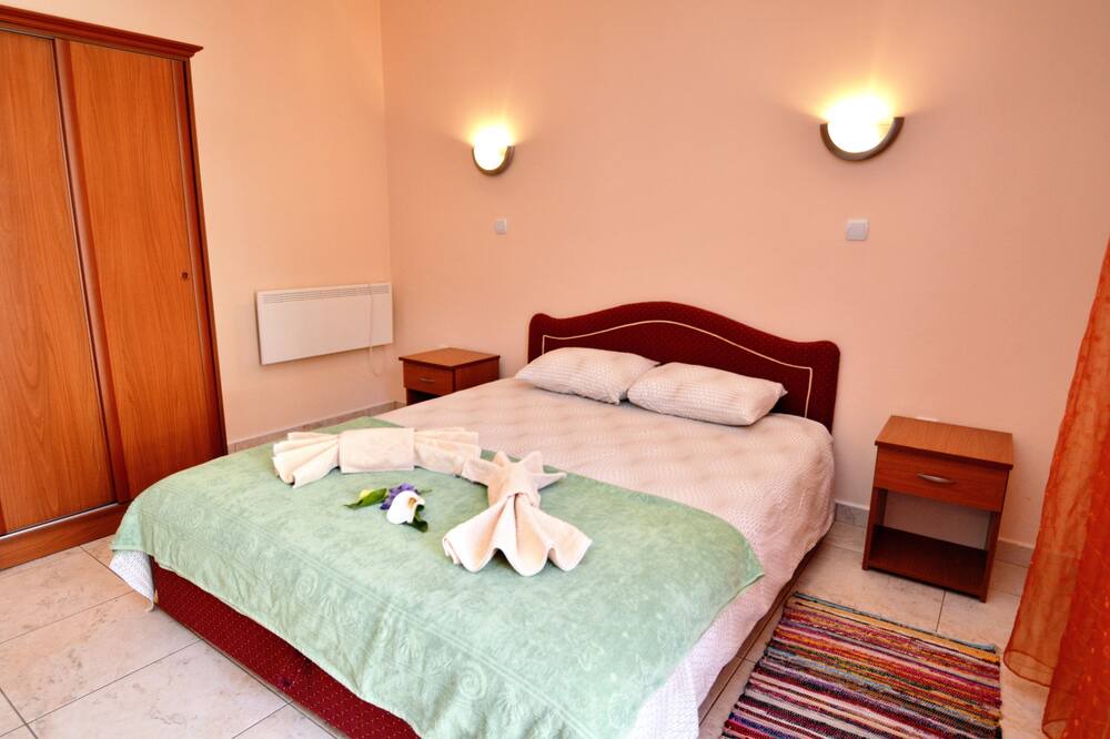 Photo of Bedroom in Lepetane