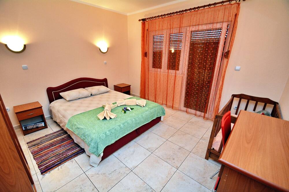 Photo of Bedroom in Lepetane