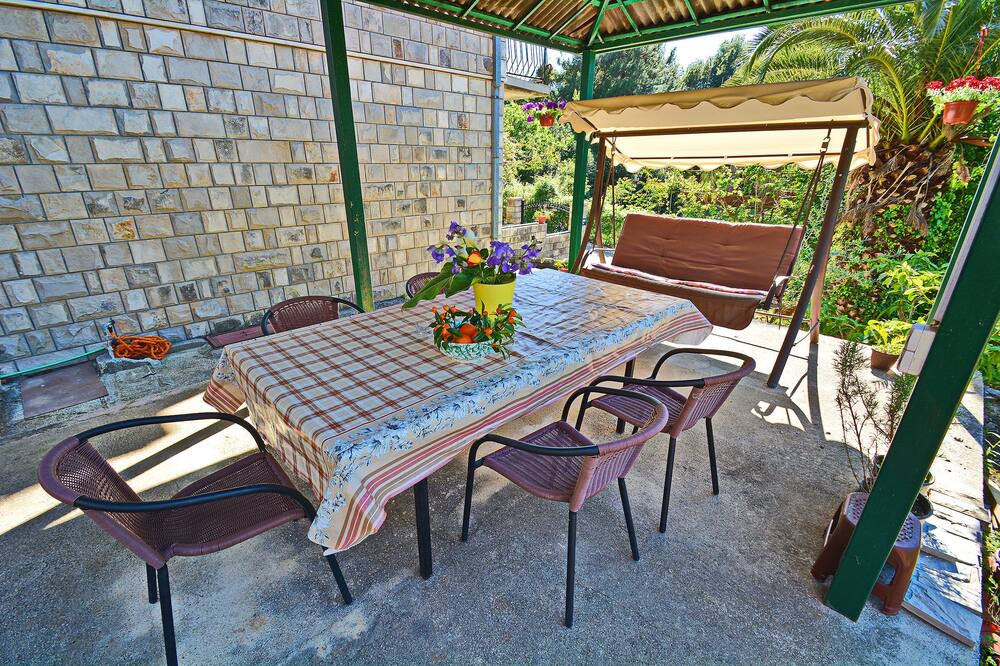 Photo of Patio Balcony in Lepetane