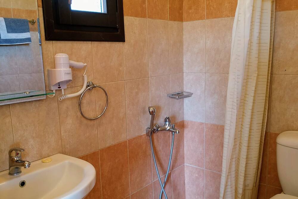 Photo of Bathroom in Razata