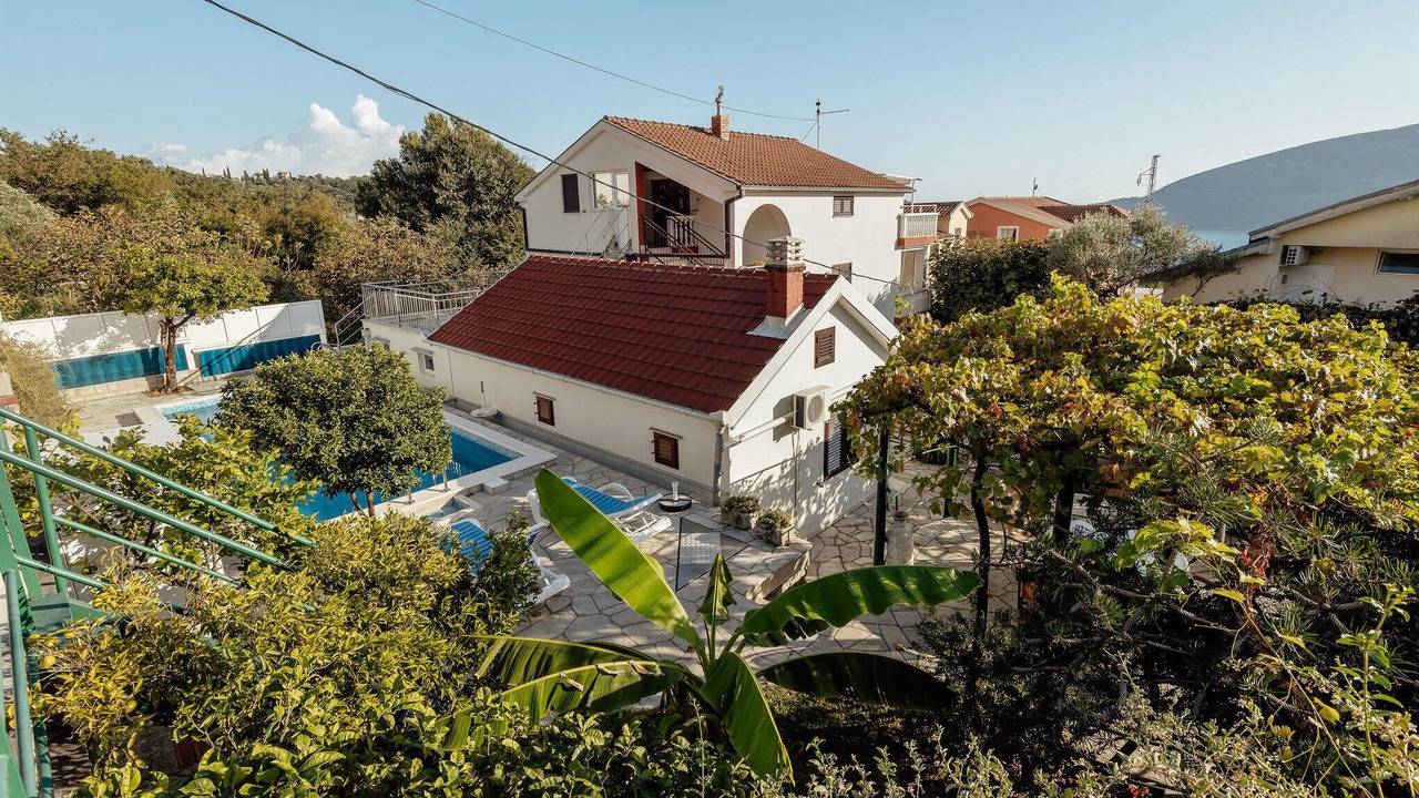 Photo of Outdoor in Topla