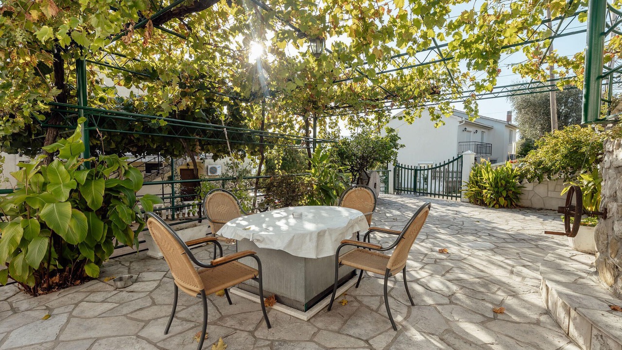 Photo of Outdoor in Topla