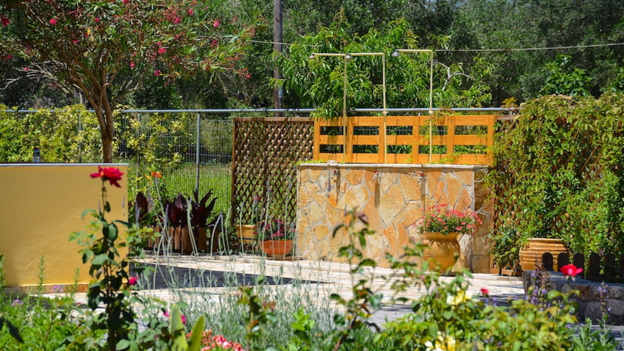 Photo of Outdoor in Melikia