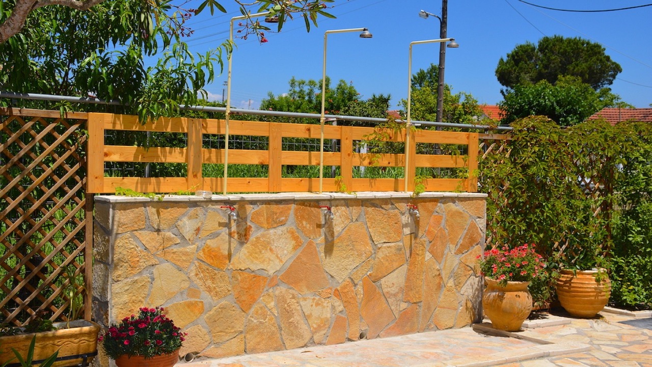 Photo of Outdoor in Melikia