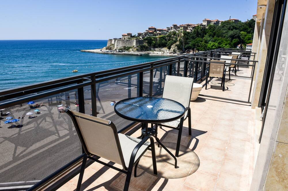 Photo of Patio Balcony in Rana