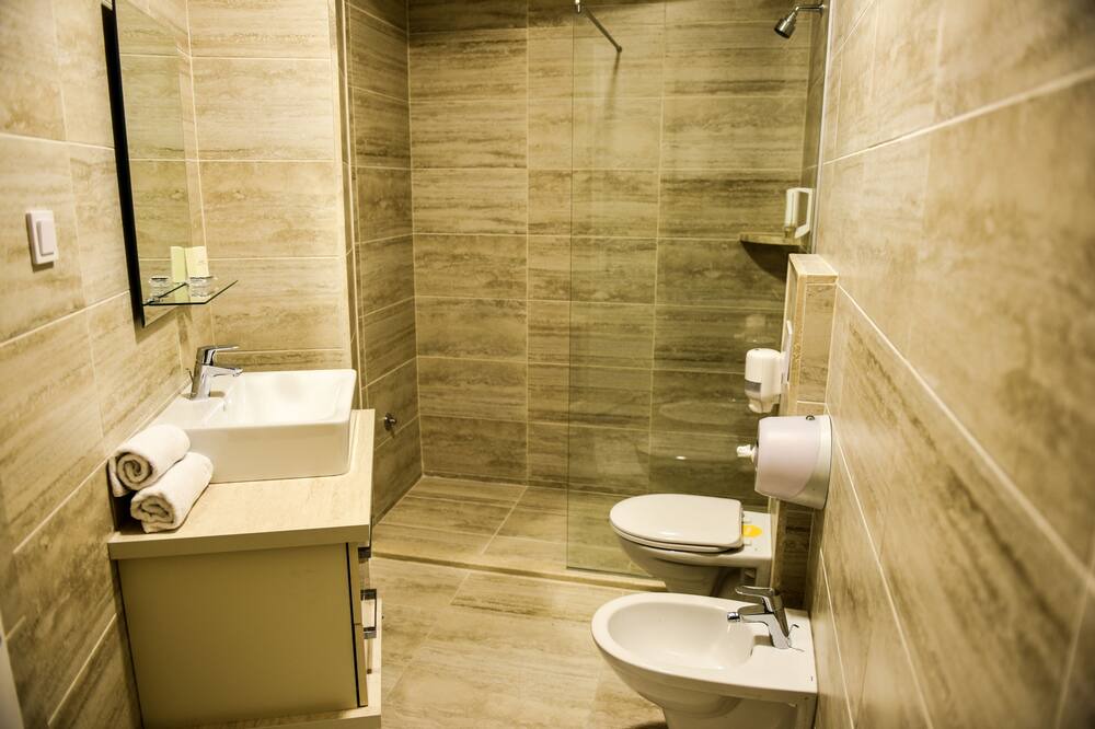 Photo of Bathroom in Rana