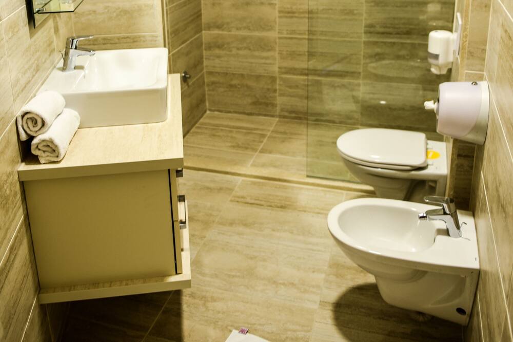 Photo of Bathroom in Rana
