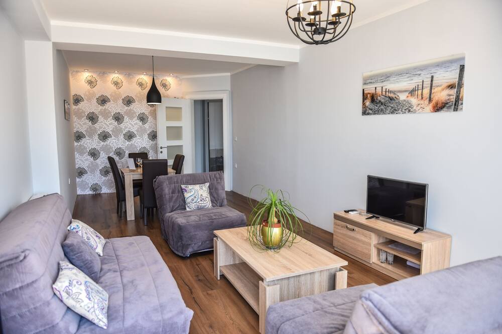 Photo of Livingroom in Rana