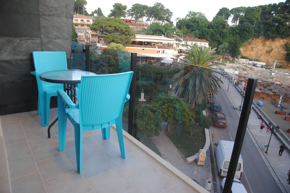 Photo of Patio Balcony in Rana