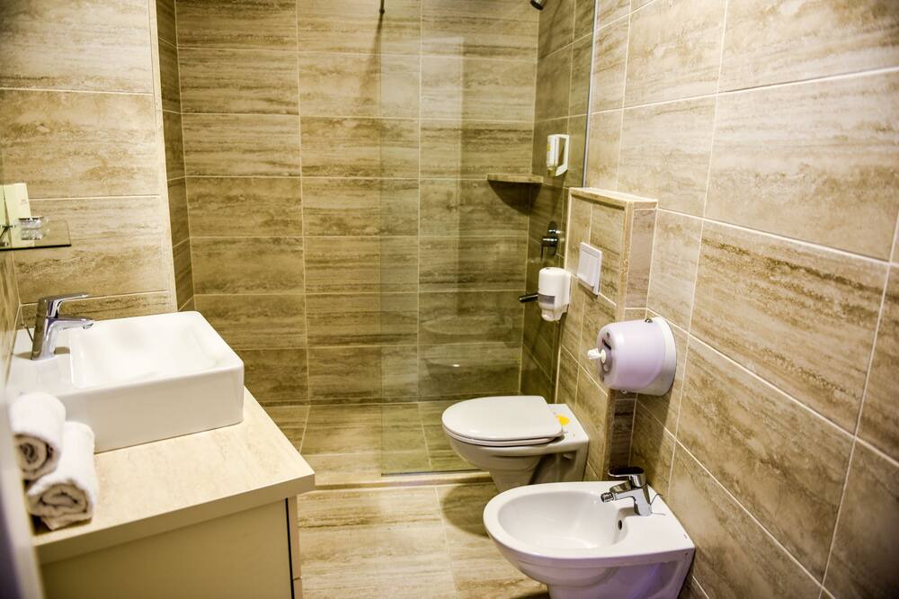 Photo of Bathroom in Rana