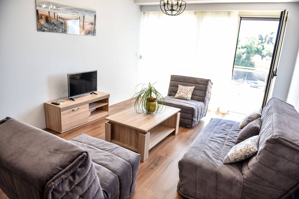 Photo of Livingroom in Rana