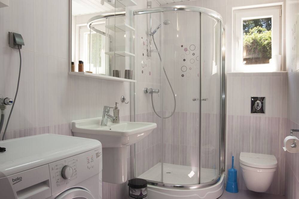 Photo of Bathroom in Babin do