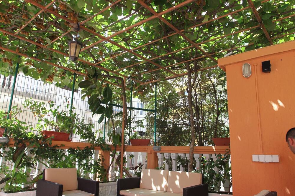 Photo of Patio Balcony in Maini