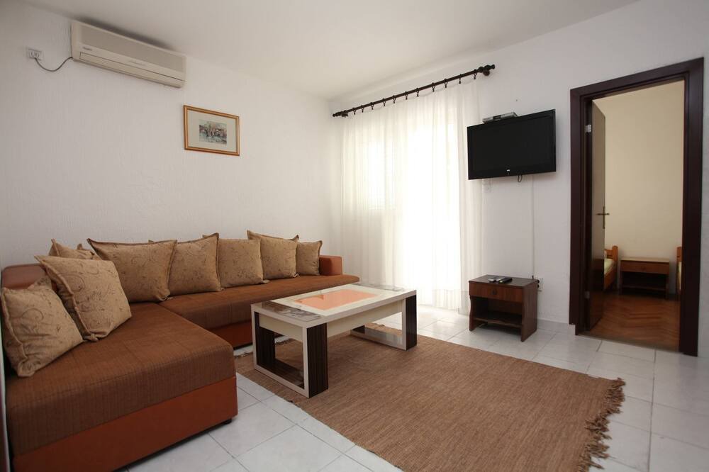 Photo of Livingroom in Maini