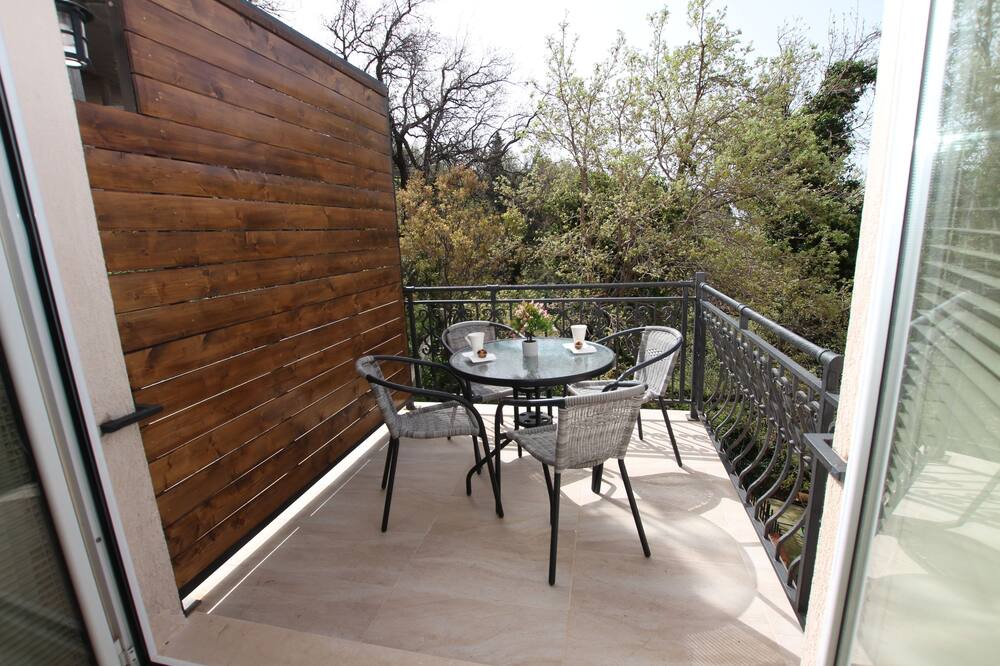 Photo of Patio Balcony in Sutomore