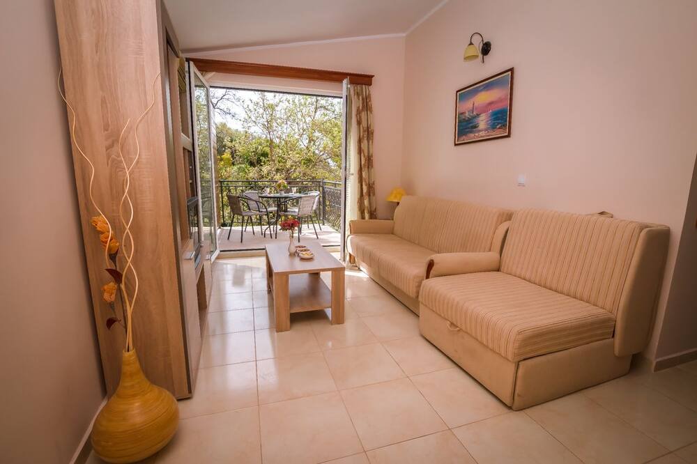Photo of Livingroom in Sutomore