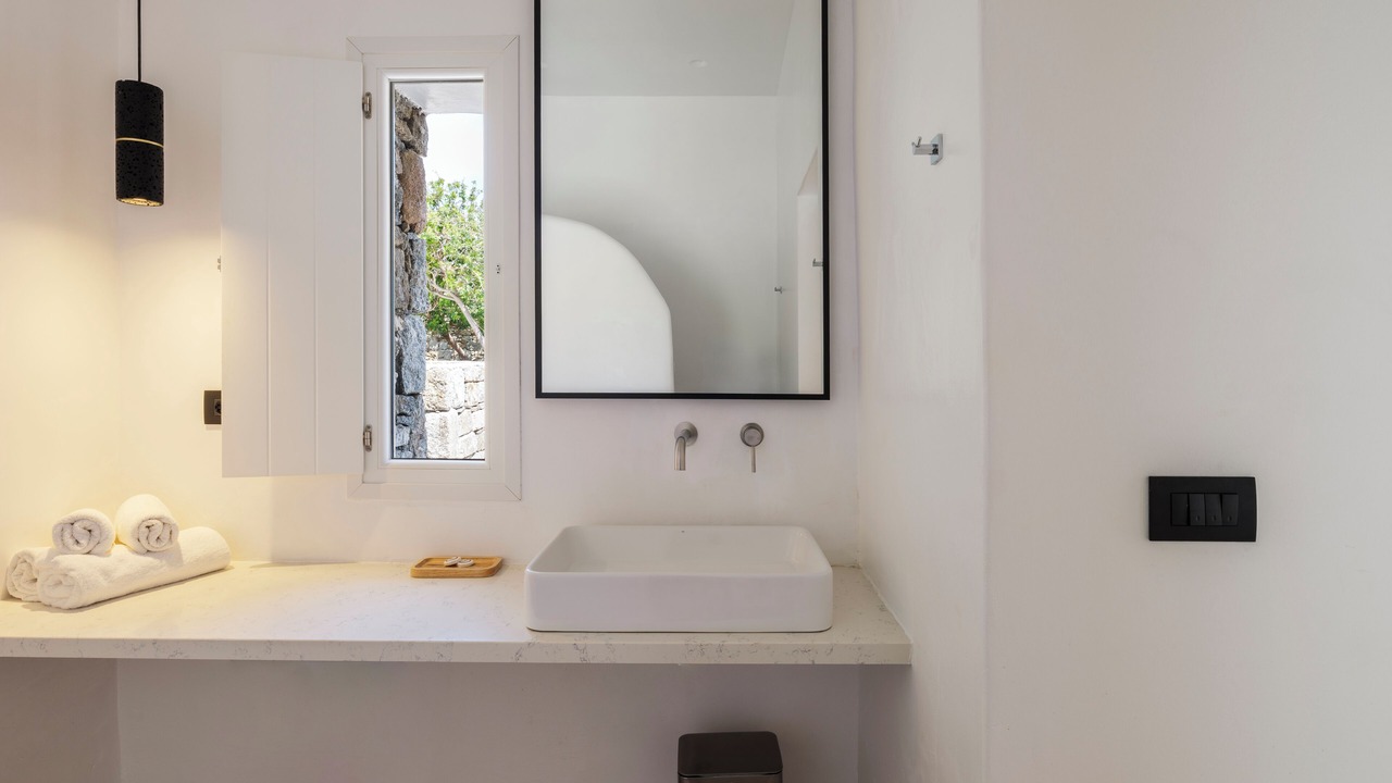 Photo of Bathroom in Platis Gialos