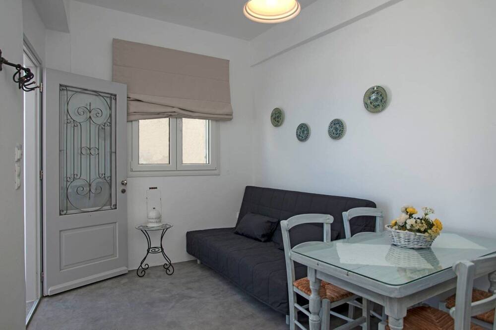 Photo of Livingroom in Parikia