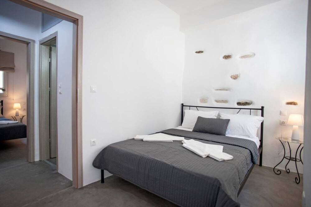 Photo of Bedroom in Parikia