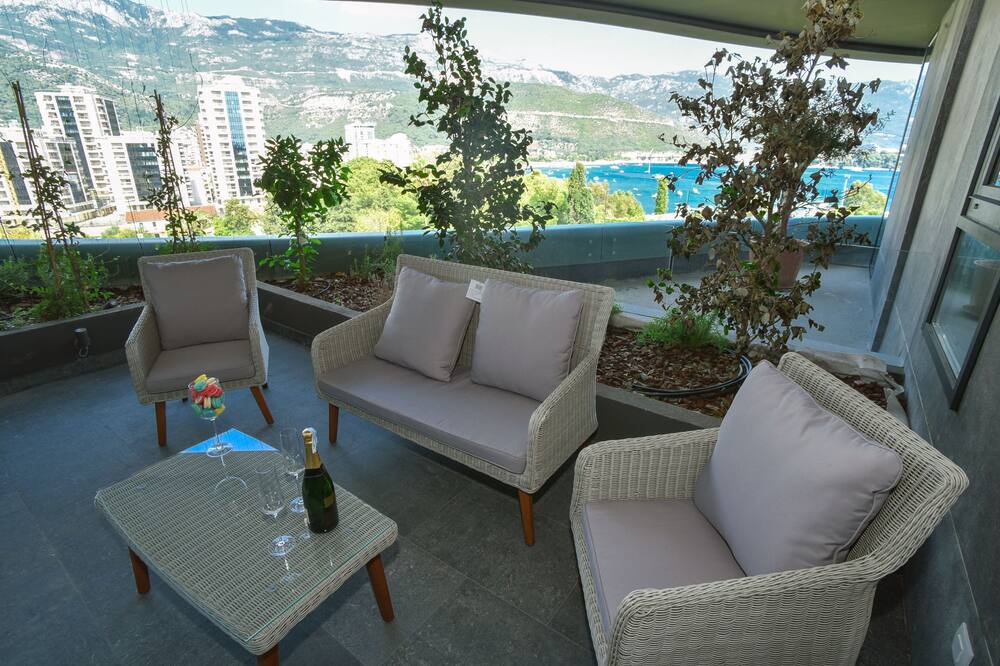 Photo of Patio Balcony in Budva
