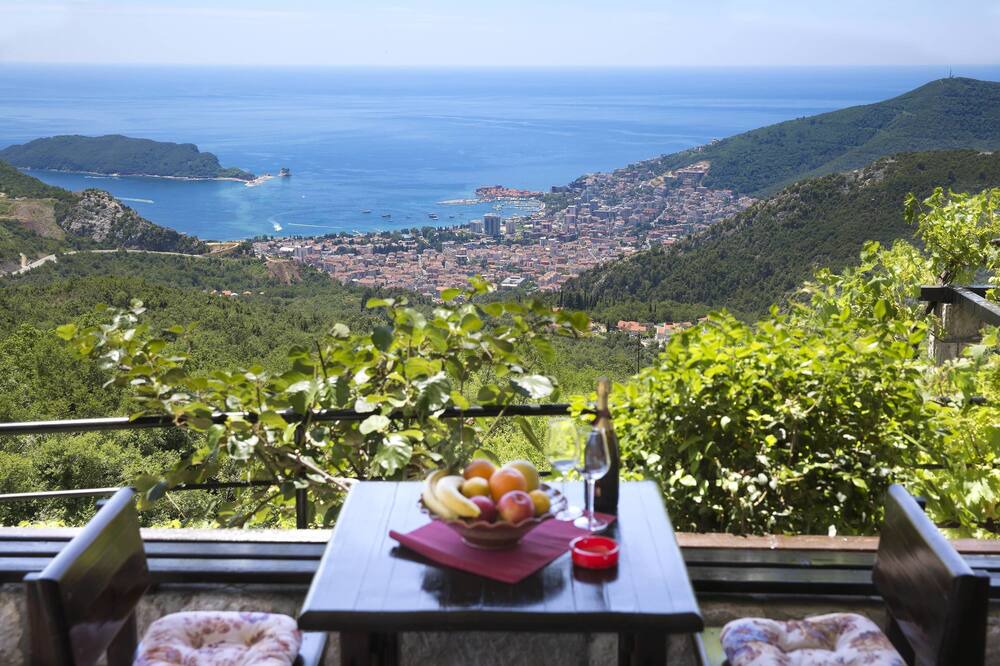 Photo of Patio Balcony in Lapcici
