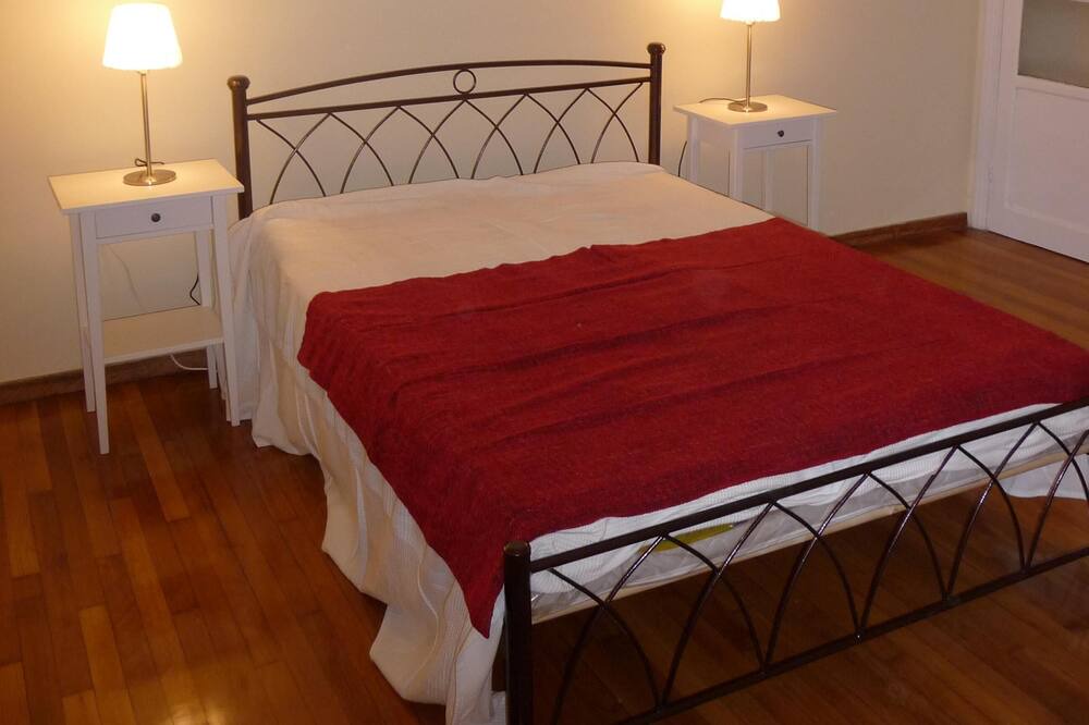 Photo of Bedroom in Kallithea