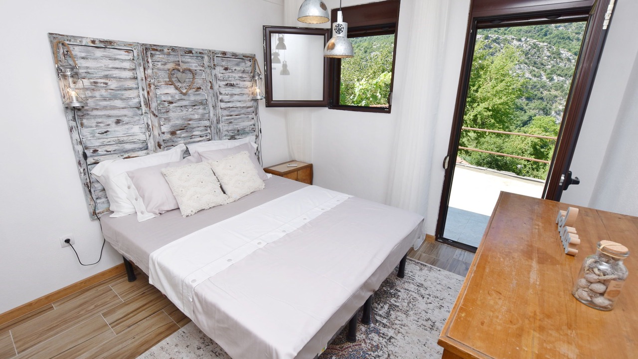 Photo of Bedroom in Limljani