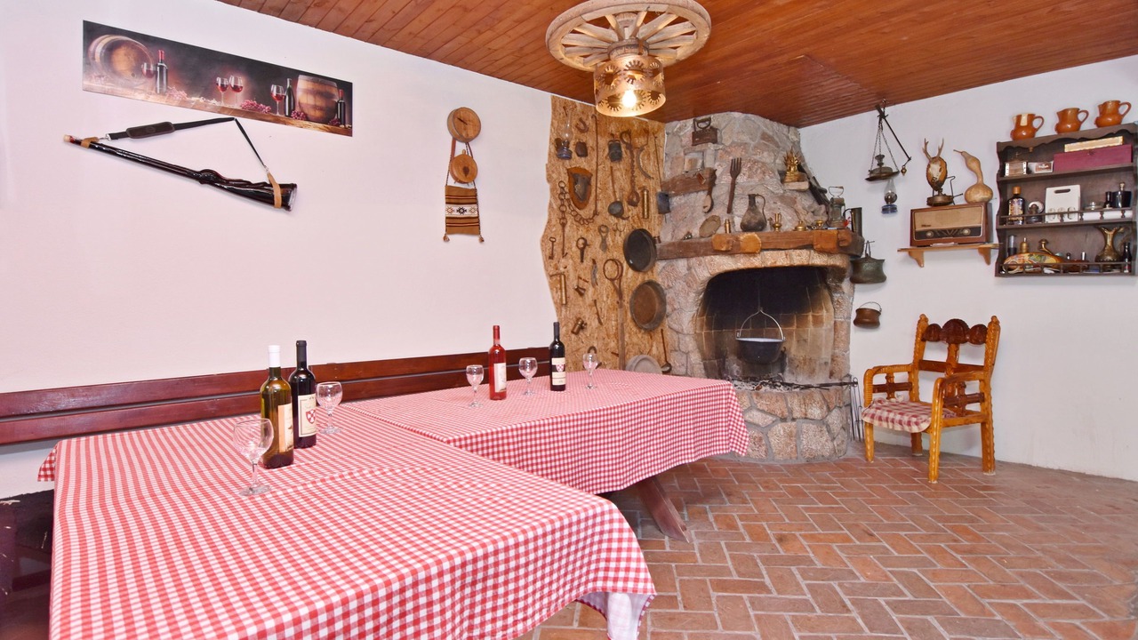 Photo of Patio Balcony in Limljani