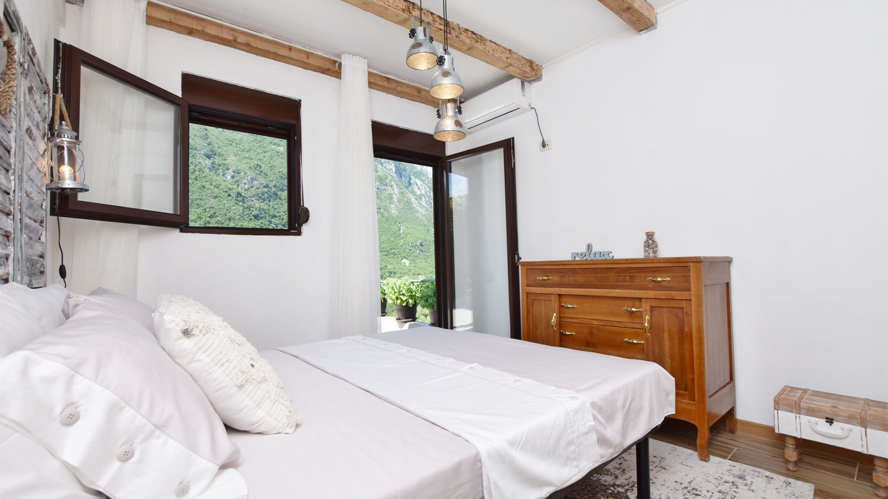 Photo of Bedroom in Limljani
