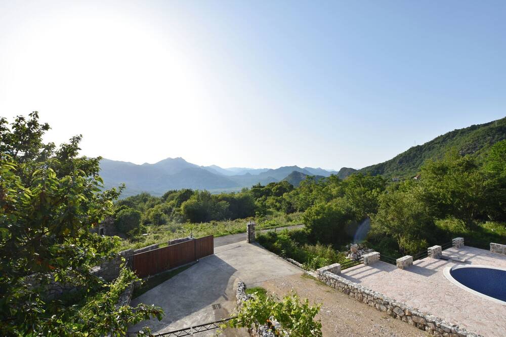 Photo of Outdoor in Limljani