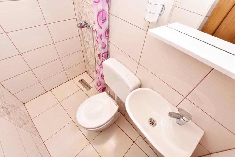 Photo of Bathroom in Limljani