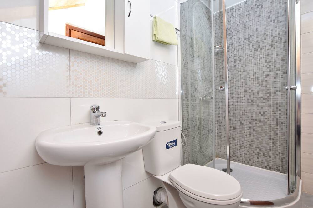 Photo of Bathroom in Limljani