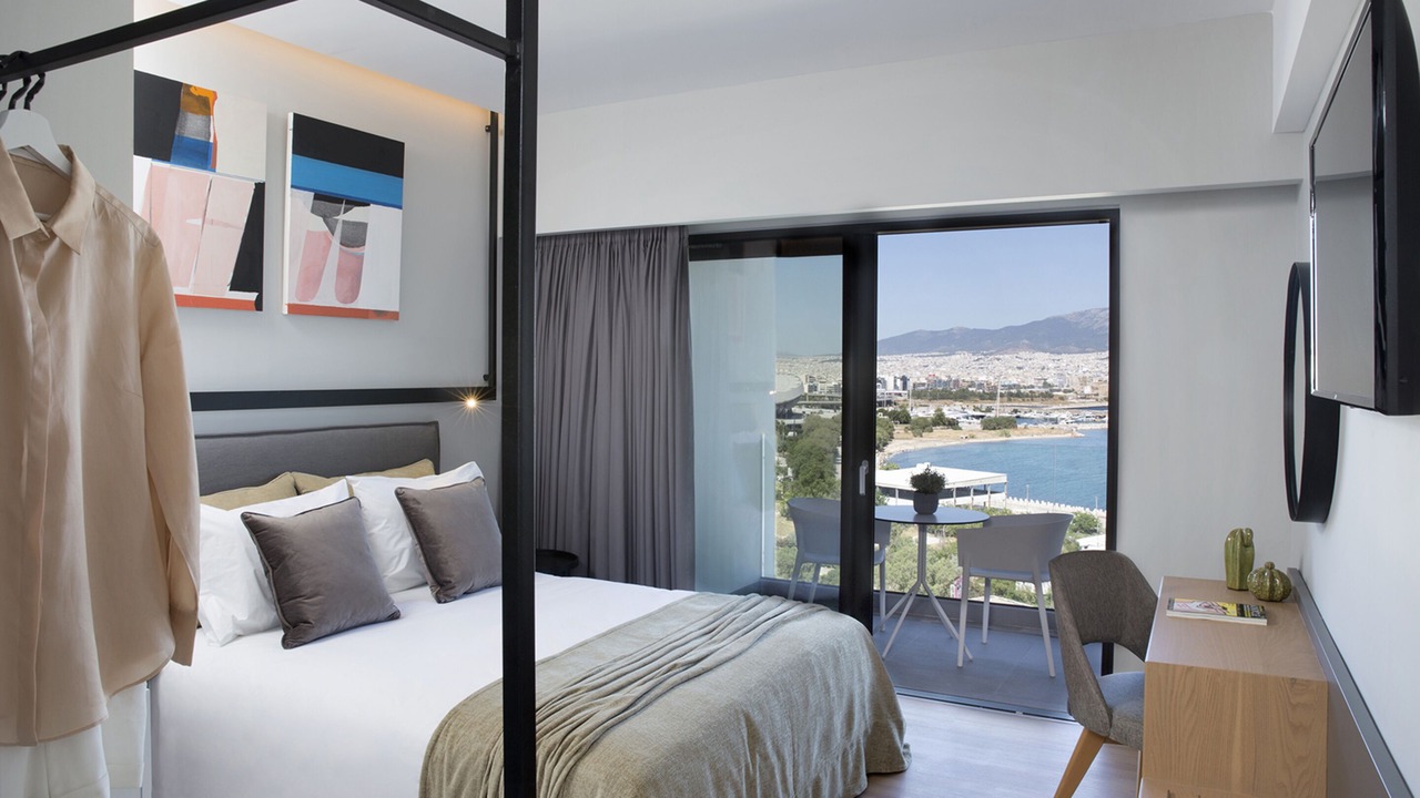 Photo of Bedroom in Mikrolimano