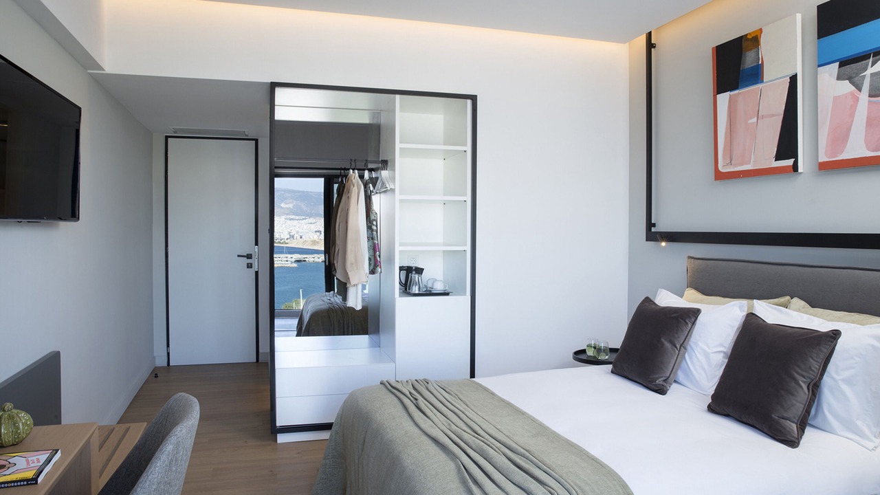 Photo of Bedroom in Mikrolimano