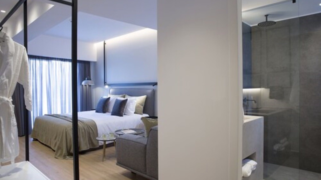 Photo of Bedroom in Mikrolimano