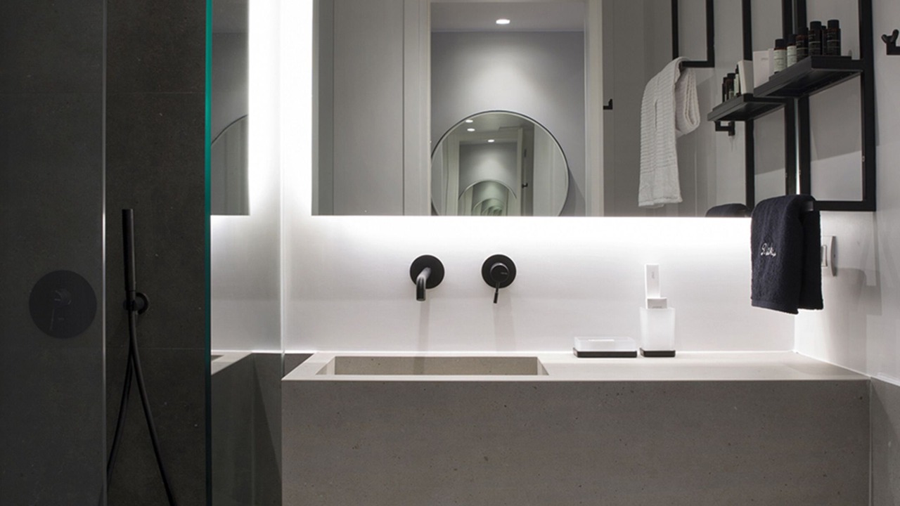 Photo of Bathroom in Mikrolimano